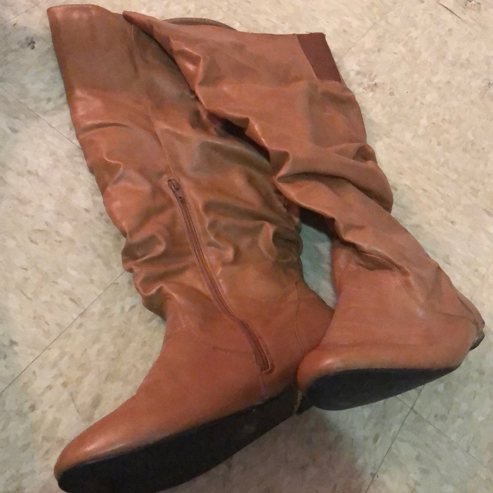 Brown boots